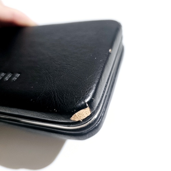 Bobbi Brown Caviar and Oyster Collection Mini Brush Set New - Picture 5 of 6